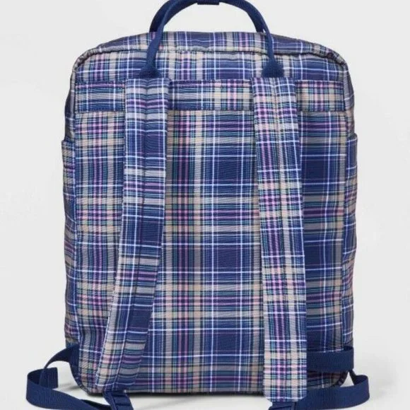 Art Class Girls' 16" Square Backpack - Picture 2 of 7